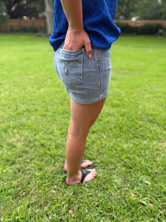 Tiff Light Wash Cuffed Denim Shorts By Judy Blue