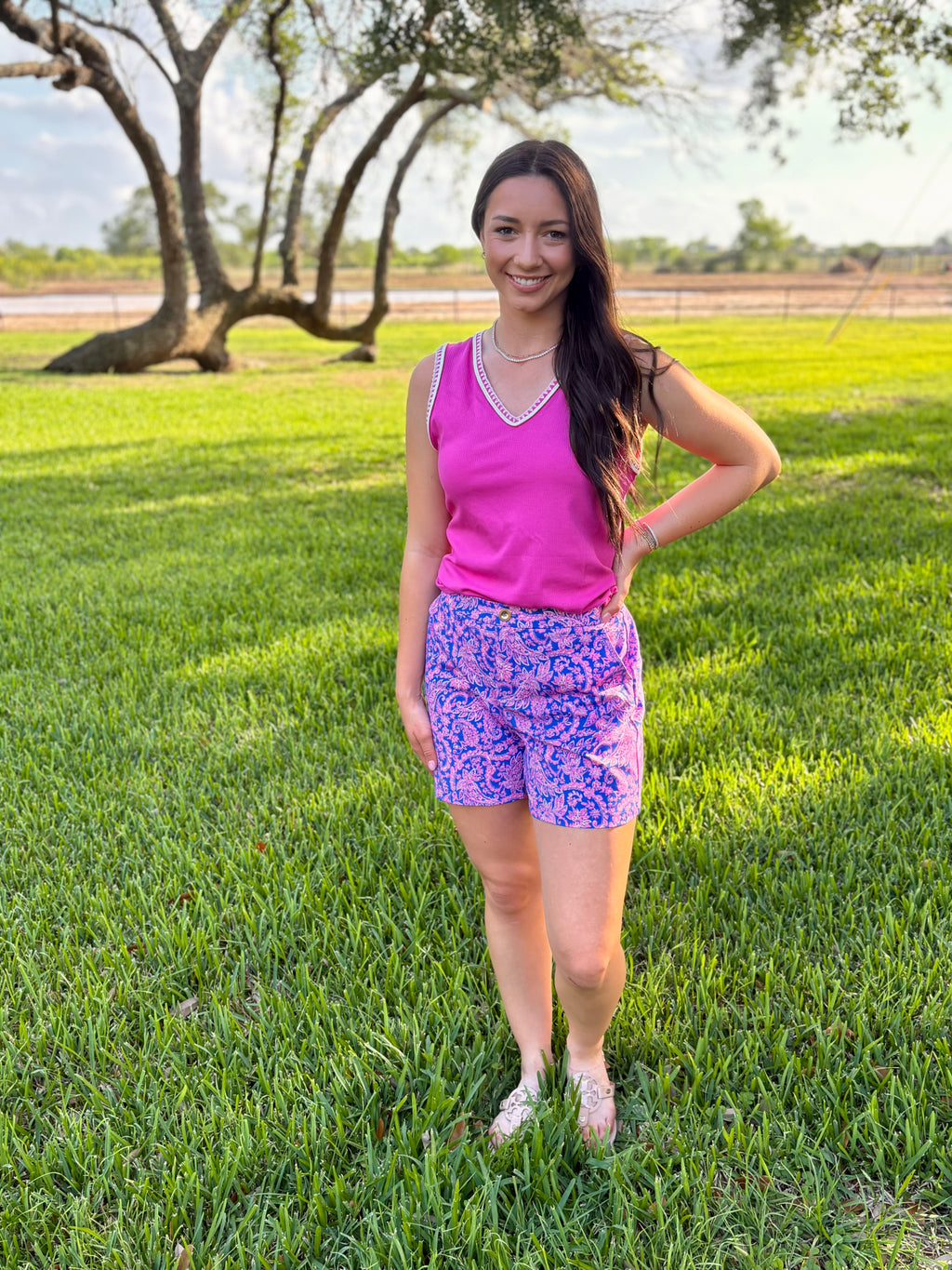 Magenta Glow Tank