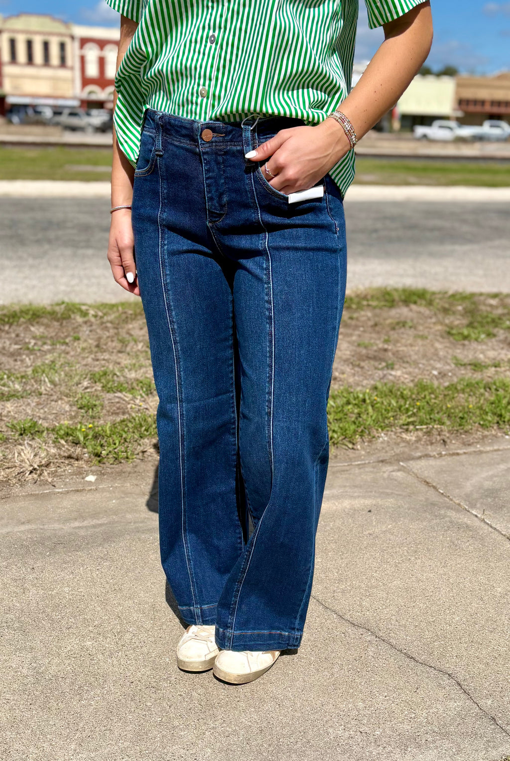 Runway Wide Leg Front Seam Jean
