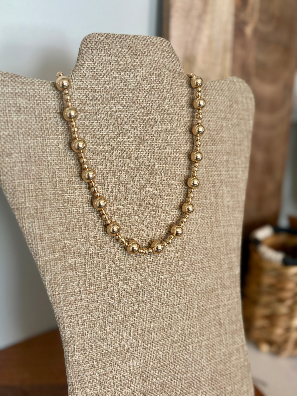 Robbin Gold Necklace