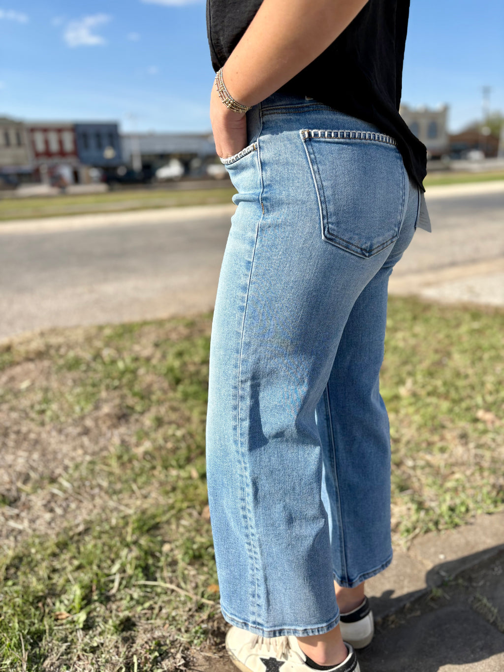 Signature Stitch Jean