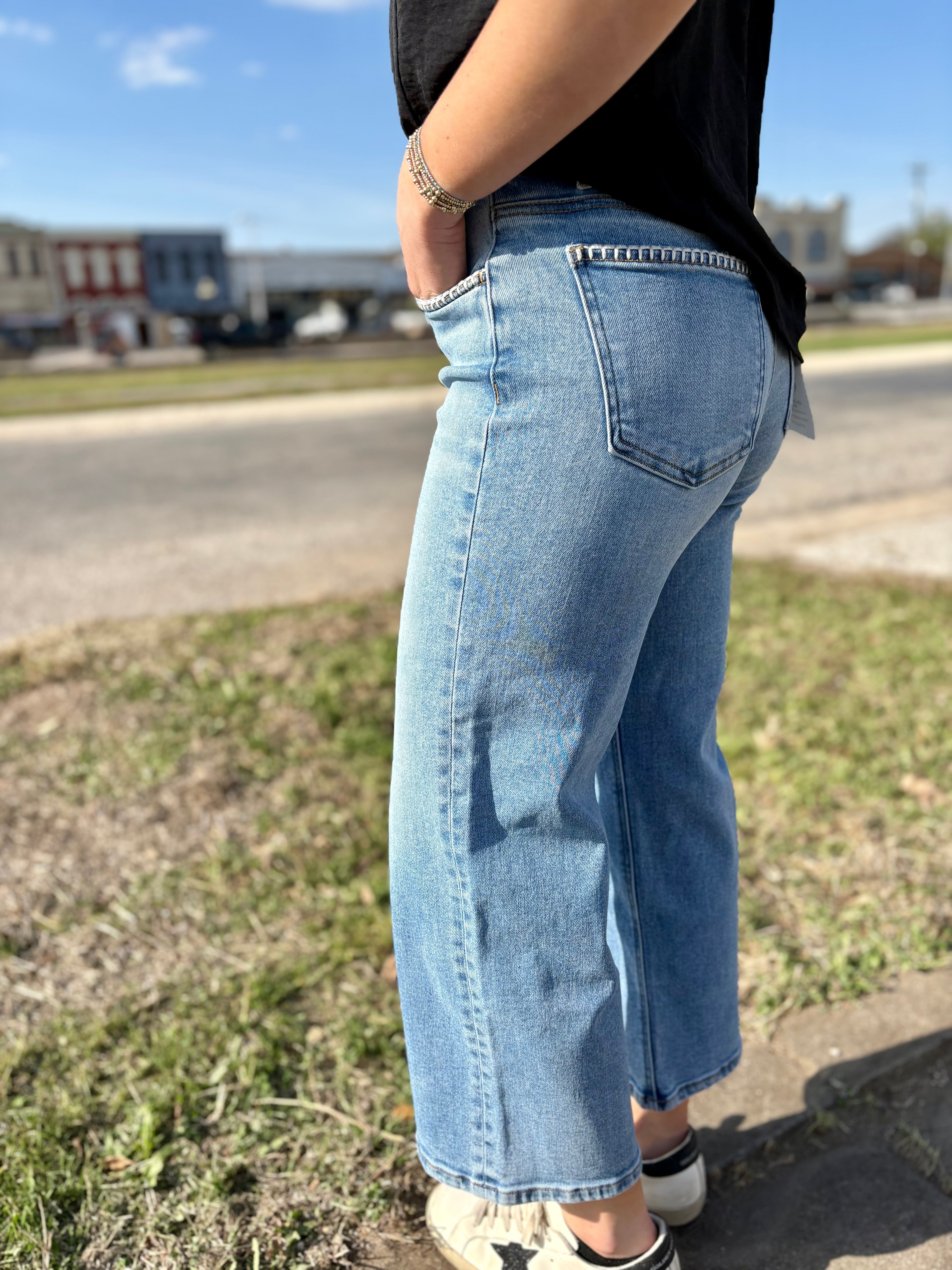 Signature Stitch Jean