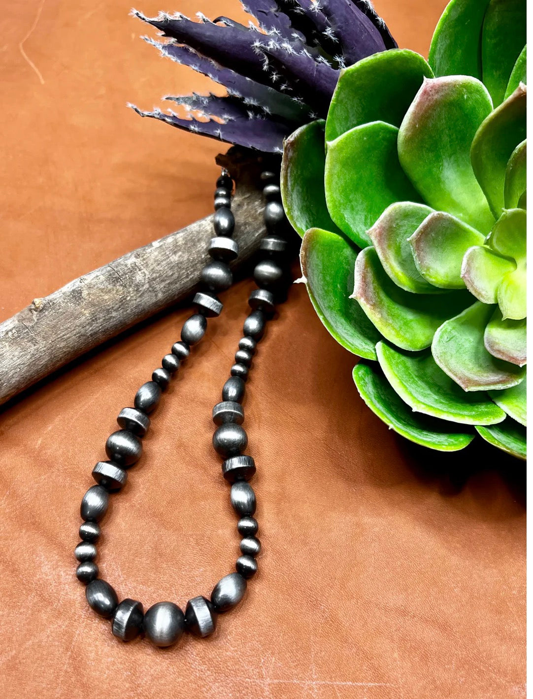 Amarillo Short Necklace
